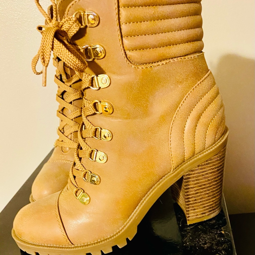 Booties - Picture 3 of 4